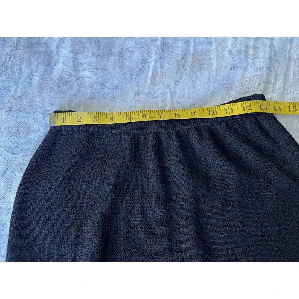 Helen HSU Women's Skirt Size L Black‎ Knit Stretch Knee Length Pull On Pencil